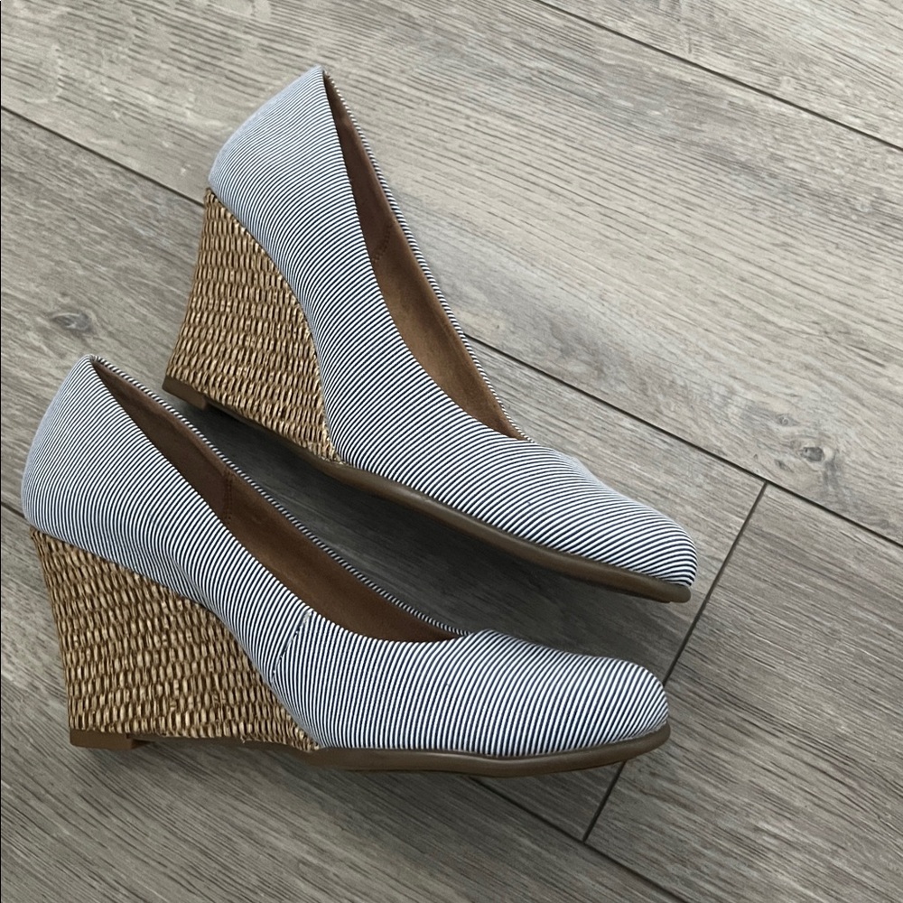 NEW! Striped Wedge Heels
